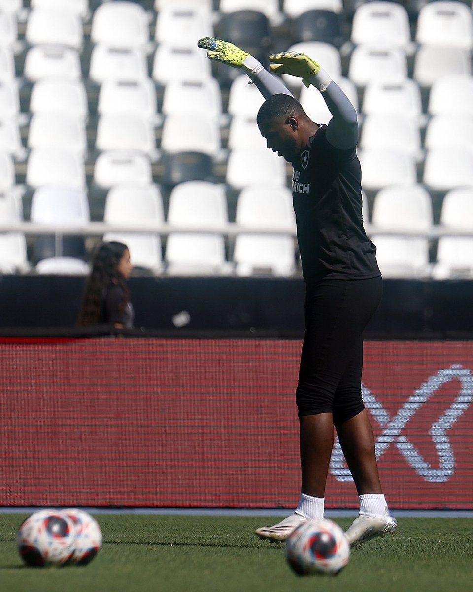 Seja forte e corajoso!
<a href="/Botafogo/">Botafogo F.R.</a> 🤝🏿