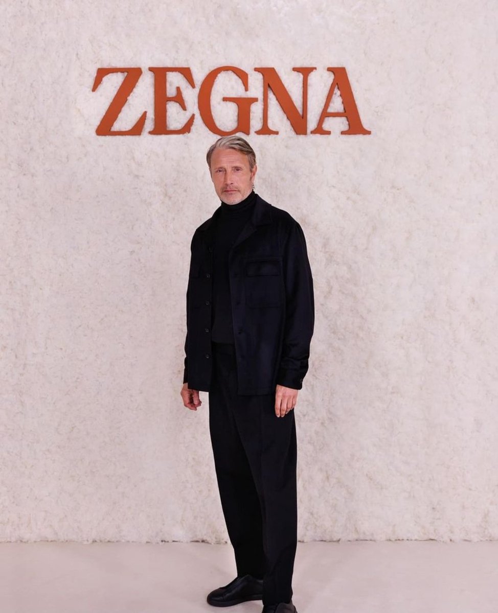 MadsBrasil_'s tweet photo. Mads e seu agente, Ulrich em Milão para o Zegna Fall Winter Fashion Show Alessandro Sartorio (16/01/2023)

Via Ulrich Instagram 

#MadsMikkelsen 
#zegnafw23alessandrosartoriofficial https://t.co/ki0qqm1O3Y