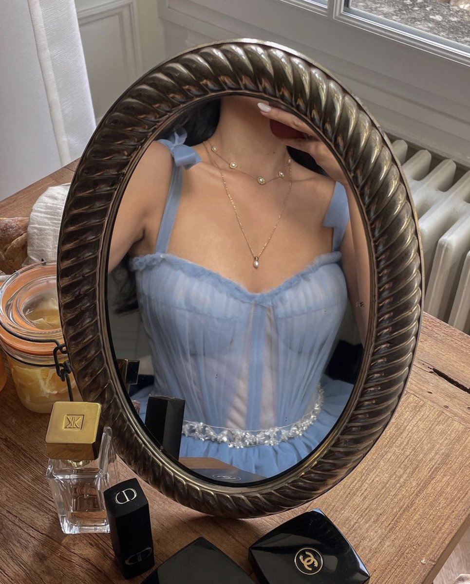 la femme dans l’art (@femmeduart) on Twitter photo 