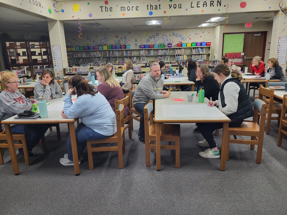tkane627's tweet photo. There were some amazing things happening during PD in the Elementary today. Proud of the conversations and work done by our staff! #reedsvillesd https://t.co/h73auQ1vIg