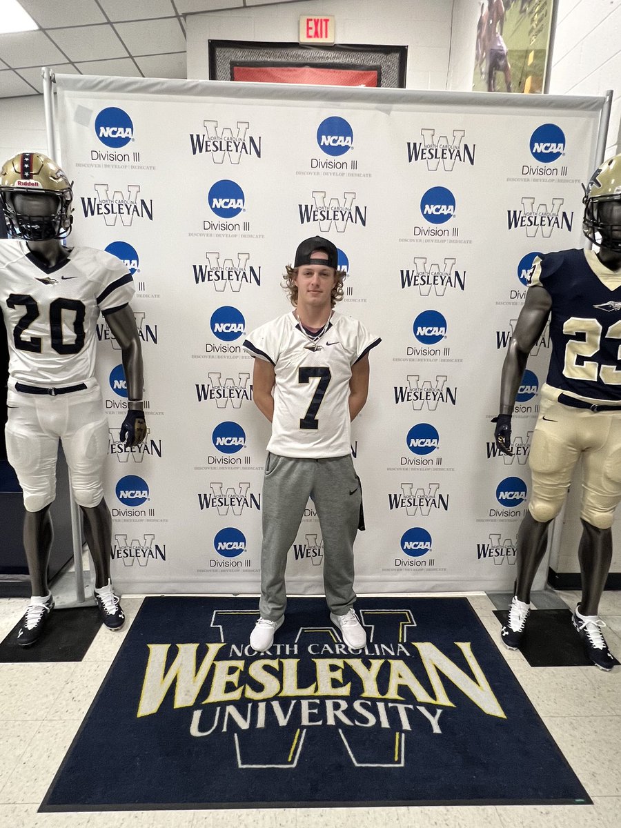 After a great visit, I am blessed to say I have received an offer from North Carolina Wesleyan University!!! #GOBISHOPS 
<a href="/Q_Tobias41/">Coach Quinn Tobias</a> <a href="/ColonialsFball/">ColonialsFball</a> <a href="/theamarisdixon/">Amaris Dixon</a>