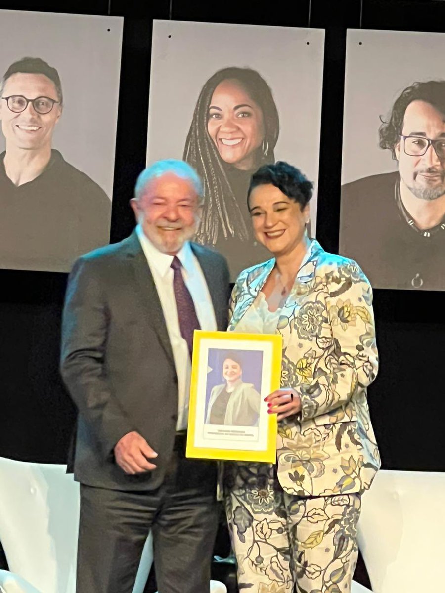 ivonesilvasp's tweet photo. Tomou posse Tarciana Medeiros, a nova presidenta do Banco do Brasil! ♥️ https://t.co/dGbh6Pdzxv