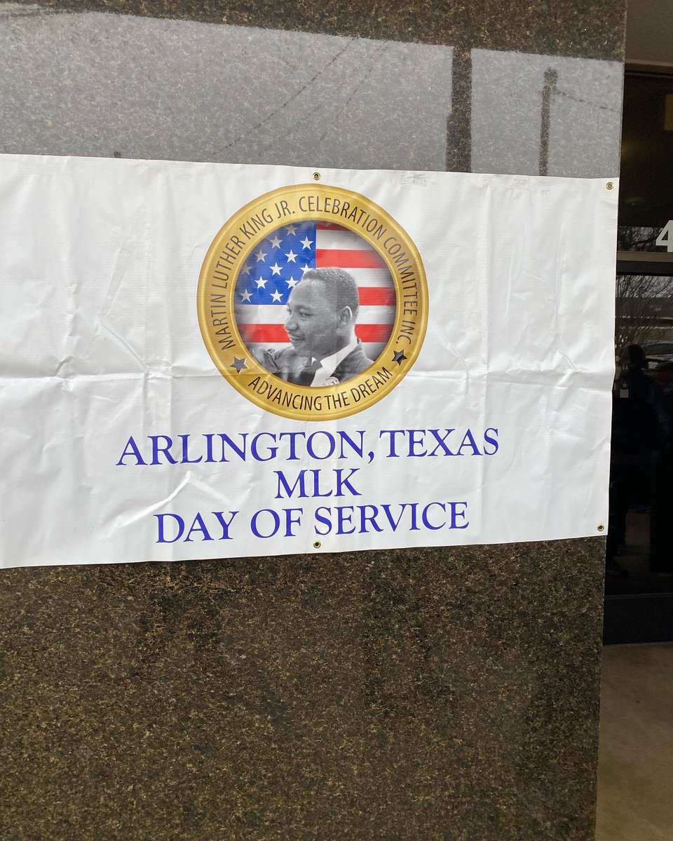 Bridge_by_Hope's tweet photo. “Everybody can be great because everybody can serve. You don’t have to have a college degree to serve. You don’t have to make your subject and your verb agree to serve. You only need a heart full of grace, a soul generated by love.”
― Martin Luther King Jr.
#MLKDay2023 https://t.co/1veGrdtYQI
