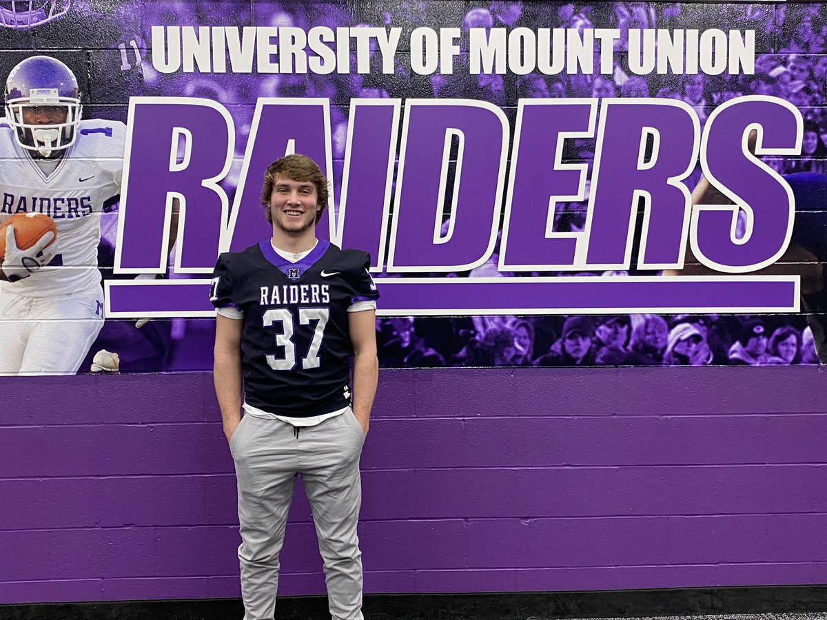 HindXander's tweet photo. Had a great visit today @MountUnionFB!  Thank you @JuNiOrC315 &amp; Coach Harry for the tour &amp; confirming what is UMU is about.  @CoachGeoffDartt thank you for meeting with me.  Love the tradition, culture &amp;  level of competition Mount Union provides! @Coach_allendl &amp; @CoachEdwards28 https://t.co/W0G8vnDDw1