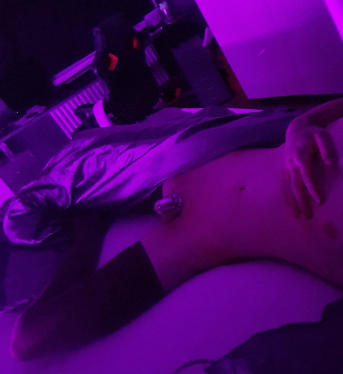 sandrahoosk's tweet photo. Can't sleep need cuddles!

#Femboy #nude #nsfwtwt https://t.co/1HXAQt3zYg