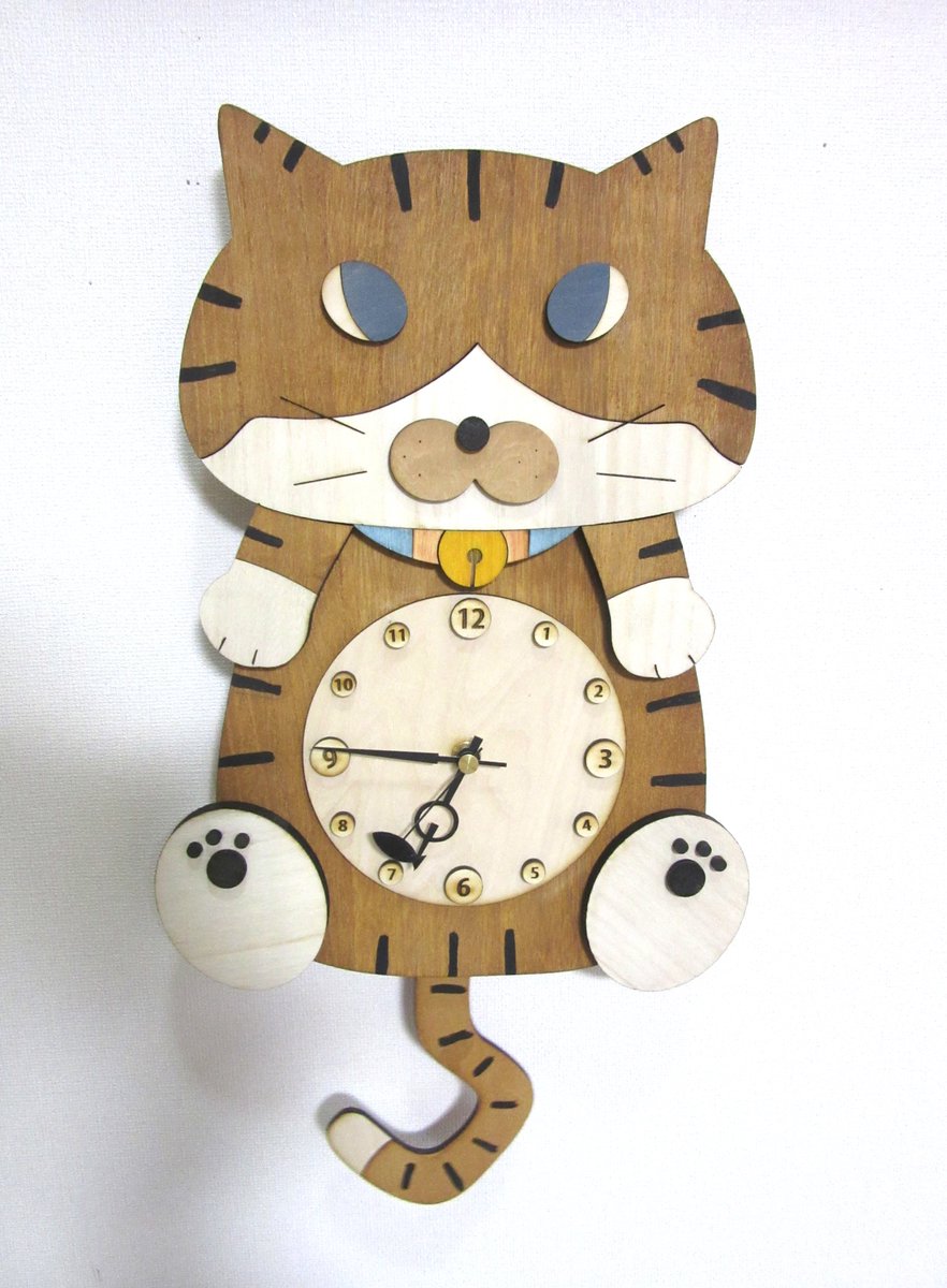 「OSCAR 目が変わると別にゃん#こんなん作ってます #手作り  #猫時計 #木」|NEKO3のイラスト