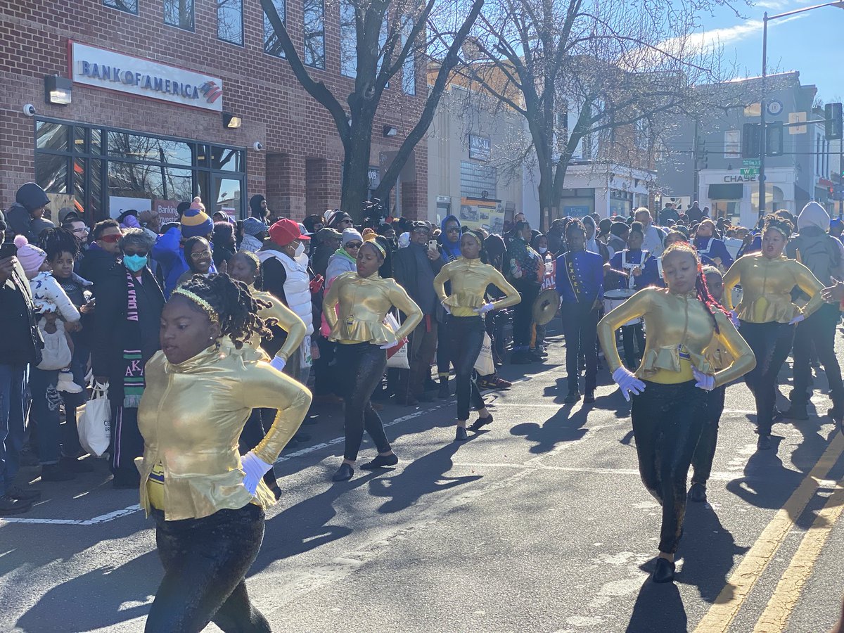 DCMOWPI's tweet photo. What a beautiful day for @MayorBowser & our community to join together & celebrate the dream of Dr. Martin Luther King Jr. With a great charge from our Mayor for community leaders & neighbors, in unity we work to live out the dream. #MLKDay #SheDC #MLKPeaceWalk #TogetherDC https://t.co/ytdPn8lKky