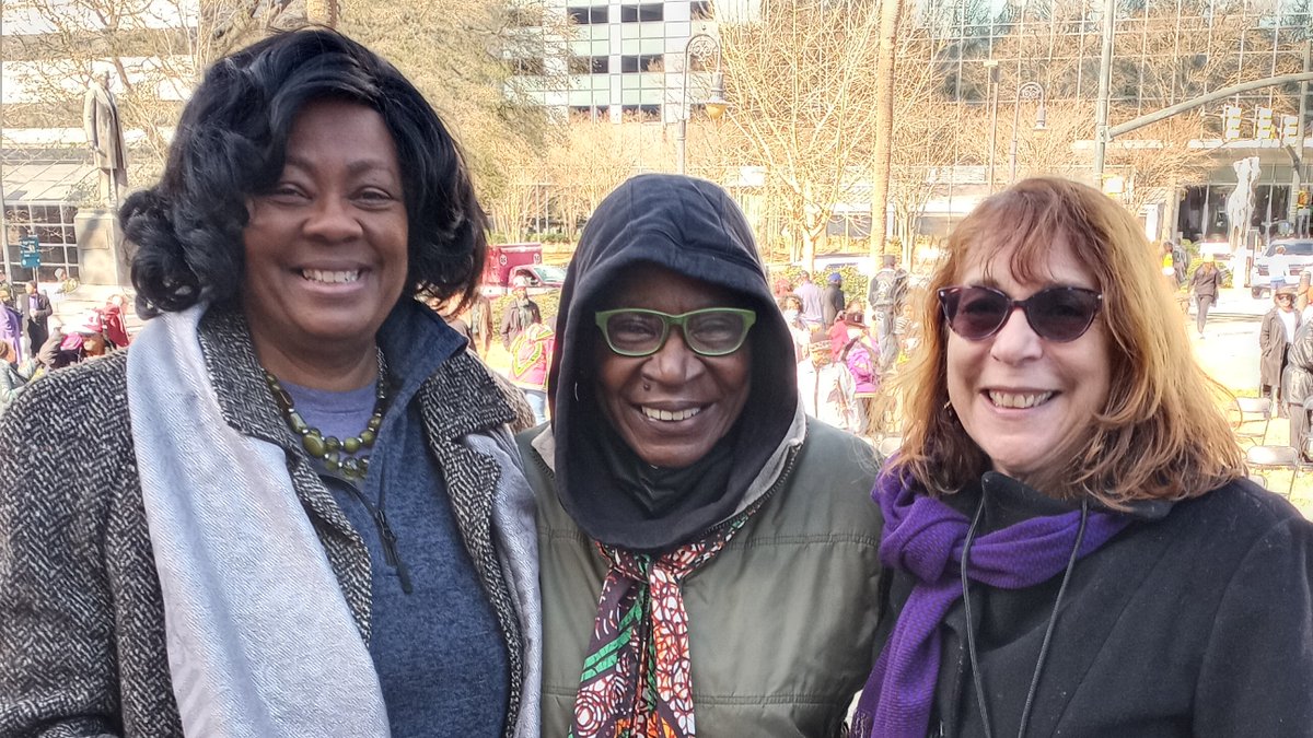 Bruce4USSenate's tweet photo. Thanks to Congressman and @January6thCmte Chair
@BennieGThompson for an inspiring keynote speech at the 2023 @SCNAACP King Day At The Dome. 

Others who were "boots on the ground": the legendary Maggie Glover, @Sueberkowitz @IvoryThigpen @aditisrivastav @antjuansea @echoproject https://t.co/uEKzJHB5BO