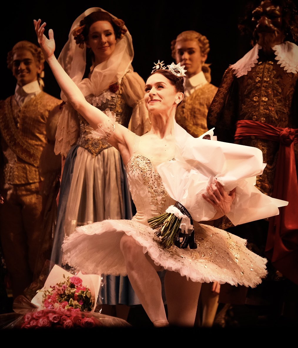 SherlockEdoga (@sherlockedoga) on Twitter photo La photo du soir. 📸
<a href="/MNunezOfficial/">Marianela Núñez</a> dans la Belle au Bois Dormant au @RoyalOperaHouse.
Une représentation incroyable, je n'ai jamais vu une représentation aussi belle. Le dernier acte est fou. 🤩 La photo du soir. 📸
<a href="/MNunezOfficial/">Marianela Núñez</a> dans la Belle au Bois Dormant au @RoyalOperaHouse.
Une représentation incroyable, je n'ai jamais vu une représentation aussi belle. Le dernier acte est fou. 🤩