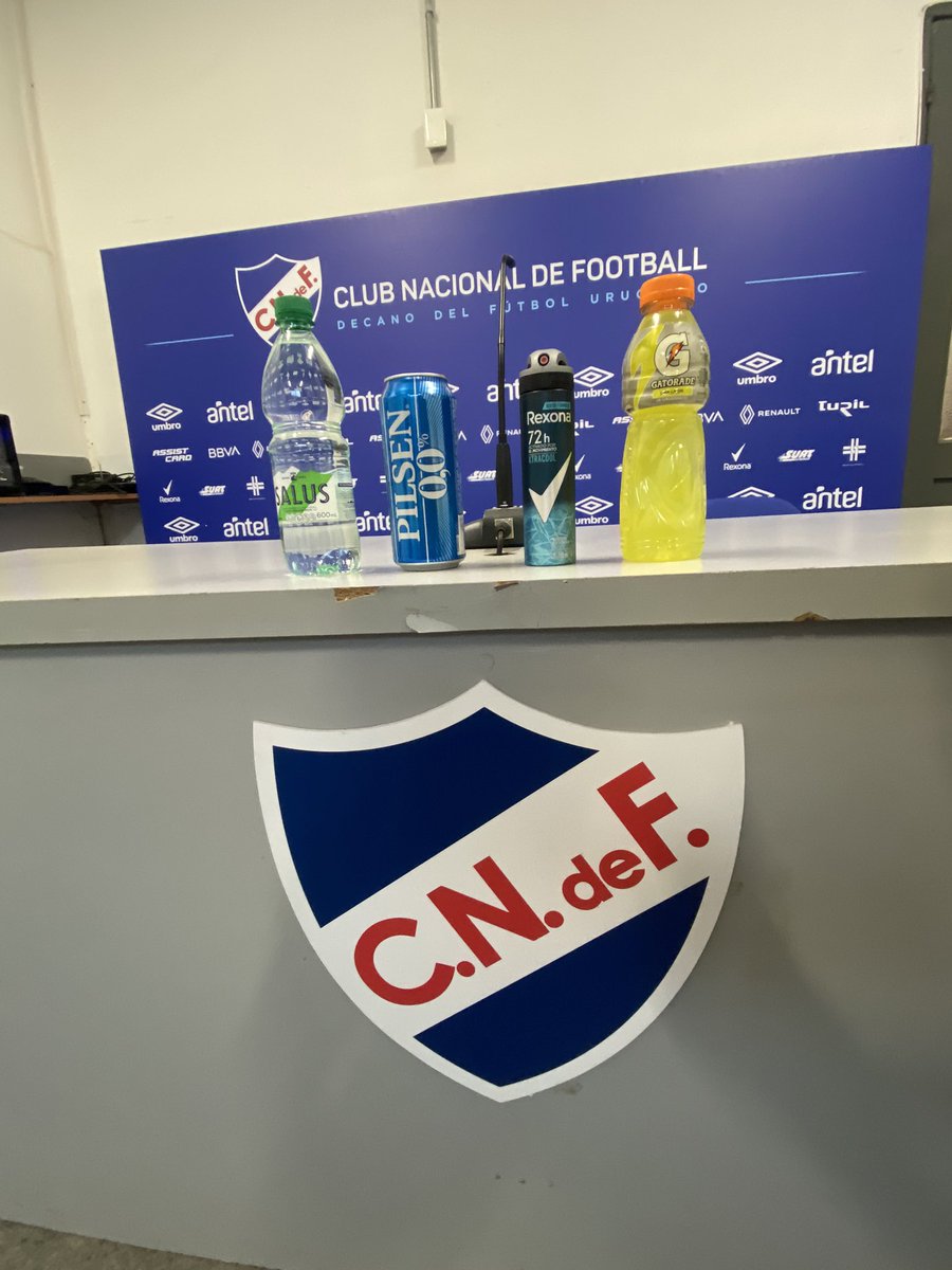 PasionTricolor1's tweet photo. En minutos comenzará la presentación oficial de @GastonPereiro 

Poné la ((1010 AM)) la escuchas en vivo en Pasión Tricolor.

AL AIRE ¡SUMATE! 🔵⚪️🔴

#LaRadioDelHincha #OídosSanos https://t.co/ZAMm8MaeP4 https://t.co/oaplnvWu2k