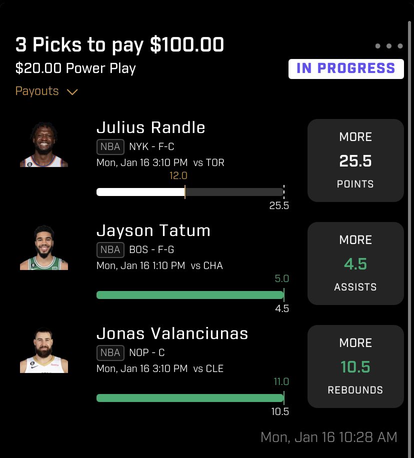 hennessy_kid's tweet photo. The @nyknicks went to OT and just all of sudden became garbage. Fml 🤦🏾‍♂️ https://t.co/SqU3U5oRNG