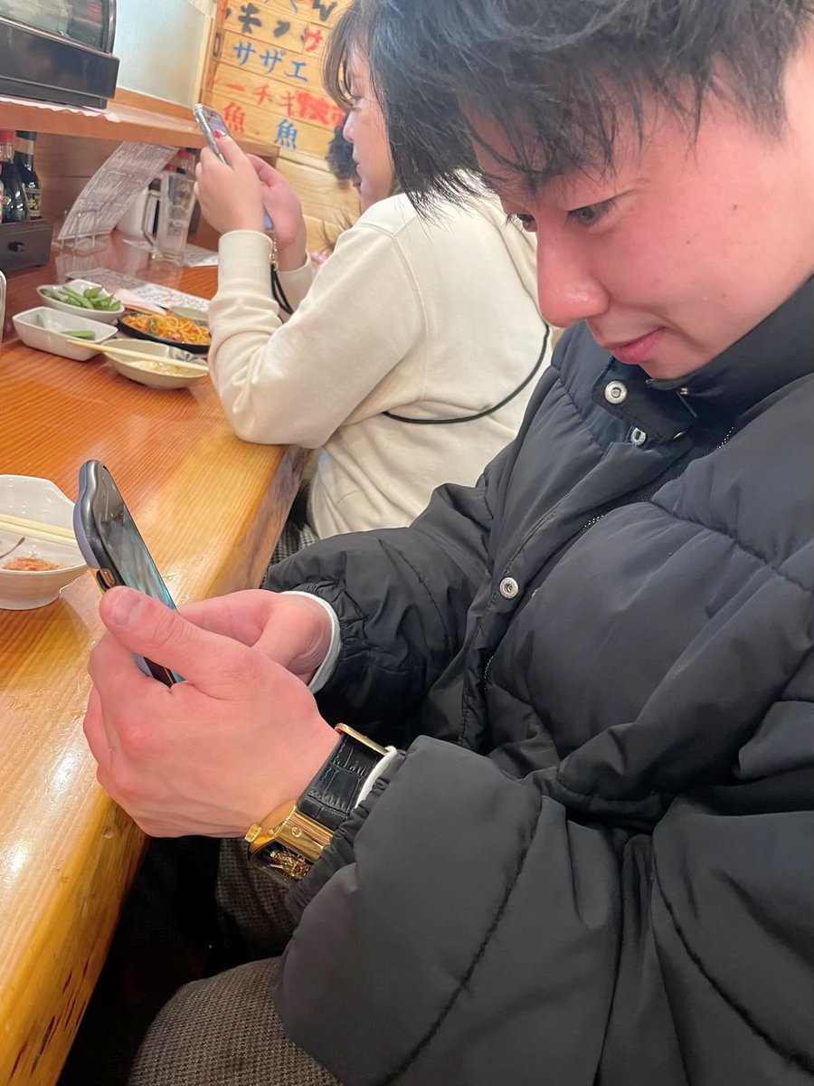 kaaaazu_7's tweet photo. 久しぶりに飲んだらすぐ顔赤くなった酒雑魚です https://t.co/oXFuM8ISVT
