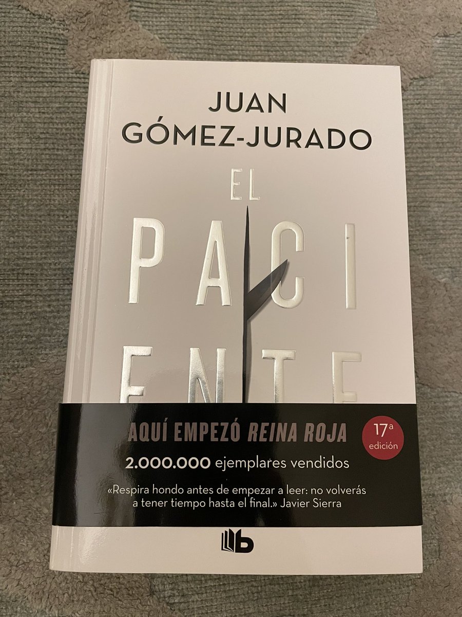 podoisra's tweet photo. @JuanGomezJurado Eres un crack. Me he terminado esta noche #elpaciente en edición de bolsillo. Agradecer que escritores como tú nos deis ratos tan buenos. Ya tengo preparado #cicatriz. No pierdas nunca la ilusión de escribir @JuanGomezJurado. Un saludo. https://t.co/w9lTLemPOq