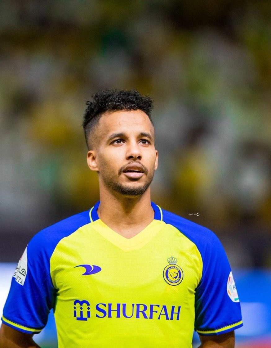 saarynjd's tweet photo. #عبدالرحمن_غريب #النصر نجمنا الغالي عبدالرحمن غريب تاكد انك نجم له قيمة عاليه في قلوب جمهور العالمي وانه معك في ما تواجهه من ضغوط تحاول تحطيمك والتقليل من نجوميتك 💛النجم الحقيقي هو من يستطيع التغلب على الضغوط ويفرض نجوميته 💛💙💛نعلم انك ستوجعهم 💛 https://t.co/b1MPIEIEmg