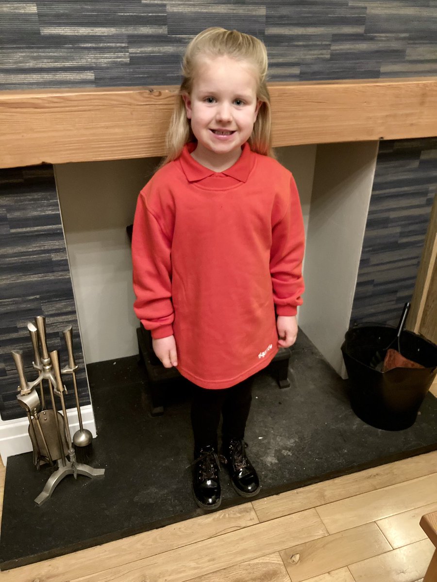 hayley_dilly's tweet photo. My Little Squirrel ready for her first night! 🐿️ @1stBispham @LegenDilly https://t.co/KUnz4cfFAU