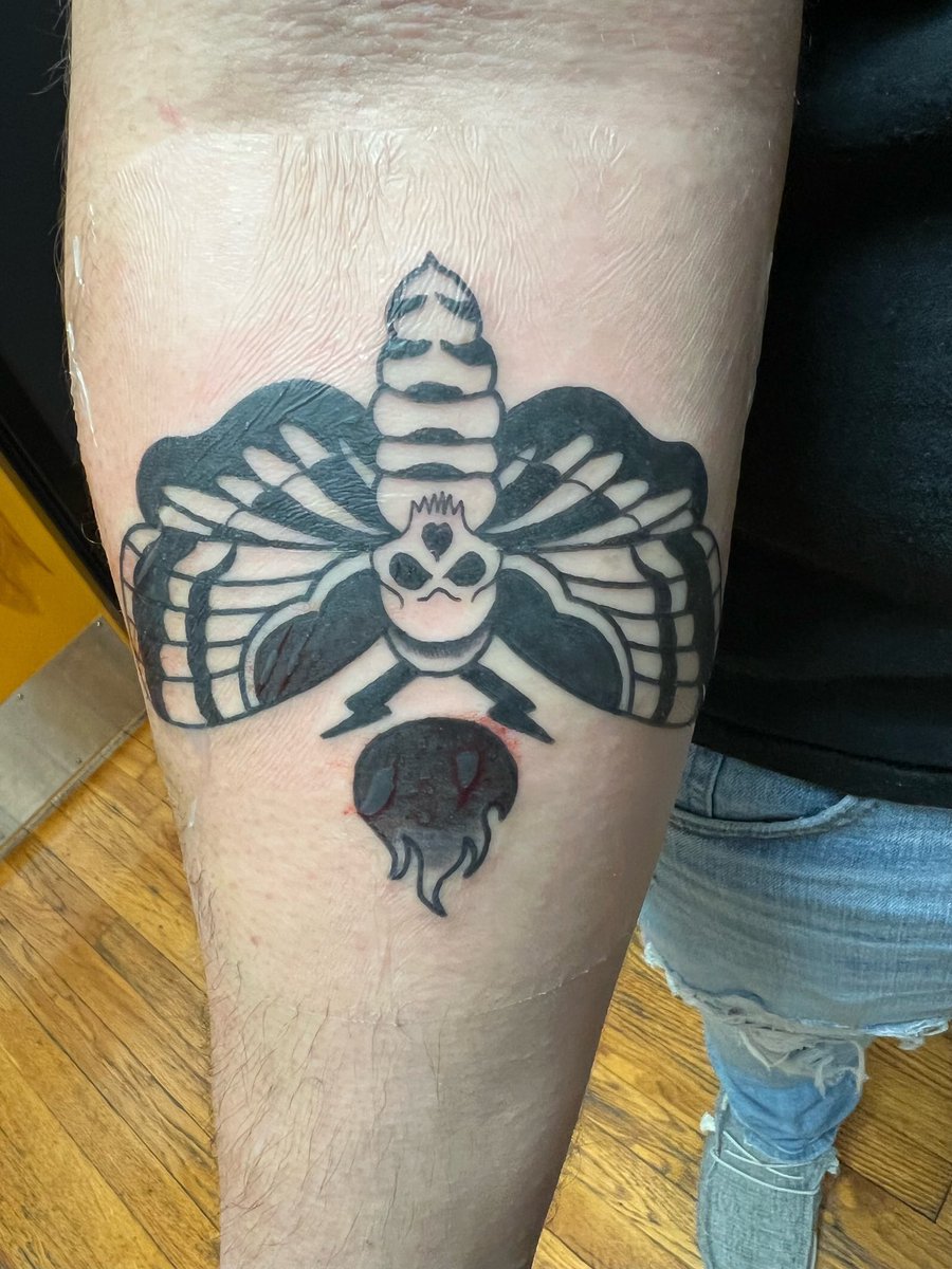 HammondTh34's tweet photo. My new tattoo inspired by @Windham6 #Wyatt6 https://t.co/atSPj2sdhl