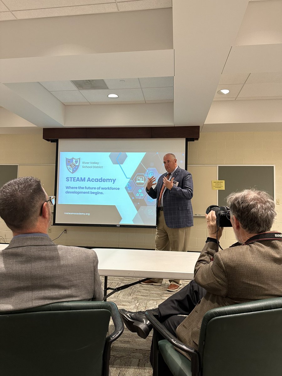 RVSDPanthers's tweet image. RV is full STEAM ahead! Thanks to @TRETC2023 for bringing educators together for another inspiring conference.  #TRETC2023 @BeableEducation @RVSDSuper