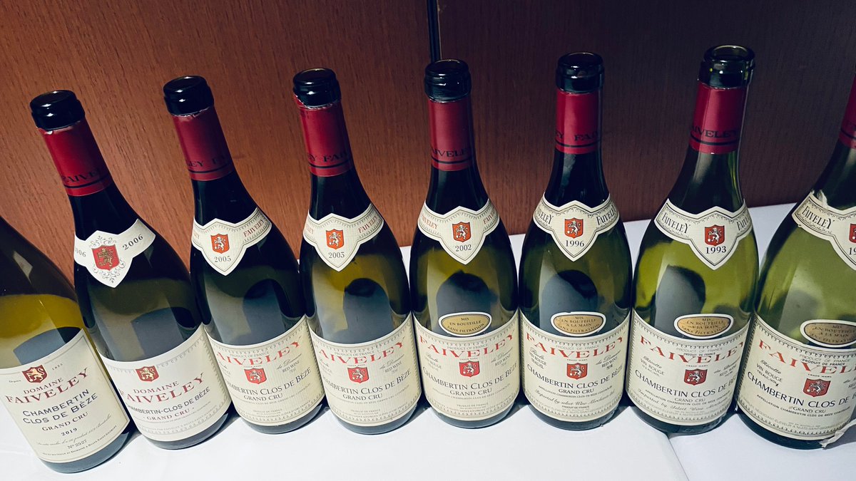 IWFSAmericas's tweet photo. #iwfs blog: #Faiveley Chambertin Clos De Beze Vertical Complex Delicate Treat! https://t.co/eWZdFGE2li #BurgundyWine #burgundywinelover @winefoodguru https://t.co/O2pLn3ANlZ
