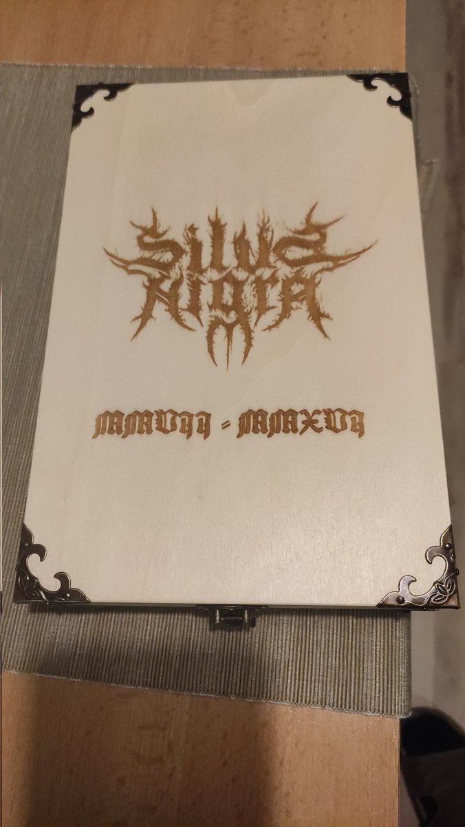 JurigaRadoslav's tweet photo. Silva Nitra
Box tápe
#blackmetal #tapes #cards #photos #silvanigra https://t.co/ifmew4sr9k