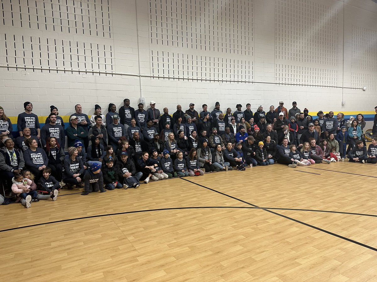 MJStJoy's tweet photo. Thank you to are community partners North Western Mutual Goodwin, Wright for an amazing #MLKimpactDay Schools, Community and families working together make all the difference! @APSHutchinson @ShaleeceLong @TommyUsherAPS @APSPartnerships @DrLisaHerring https://t.co/MYSuGeAZED