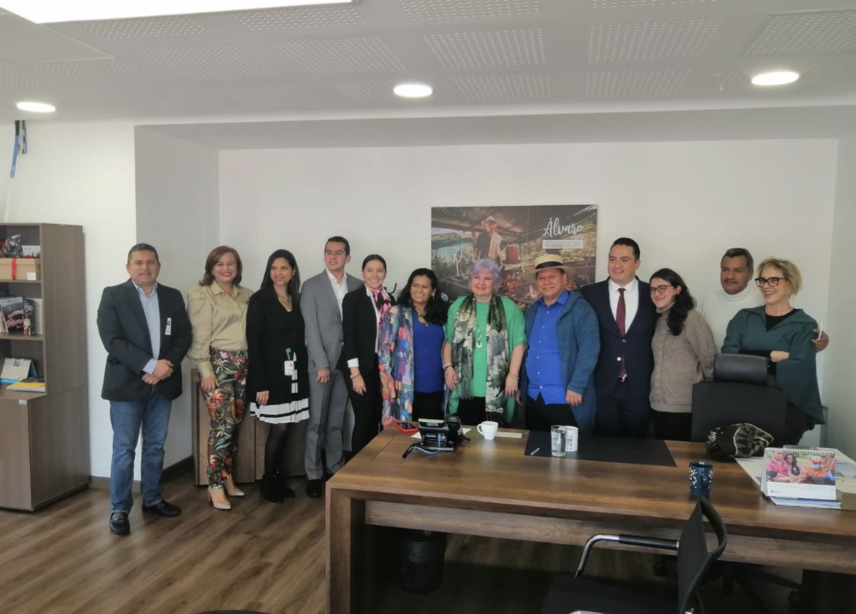 Jairojime's tweet photo. Felicitaciones para @Astrinavarro por su designación como Directora Territorial de la @URestitucion para el Cesar y La Guajira. Gracias a su preparación y profesionalismo, las víctimas del conflicto armado tendrán reparación integral en el territorio. 🌾 https://t.co/09wxXPKNUN