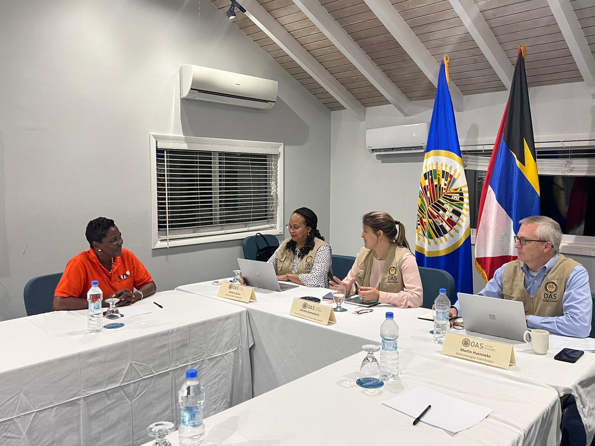 The Electoral Mission of the #OASinAntigua and Barbuda met with the Leader of the Democratic National Alliance <a href="/DNA_268/">Democratic National Alliance</a> <a href="/joannemmassiah/">Joanne Massiah</a> to hear her opinions on the general elections in 🇦🇬