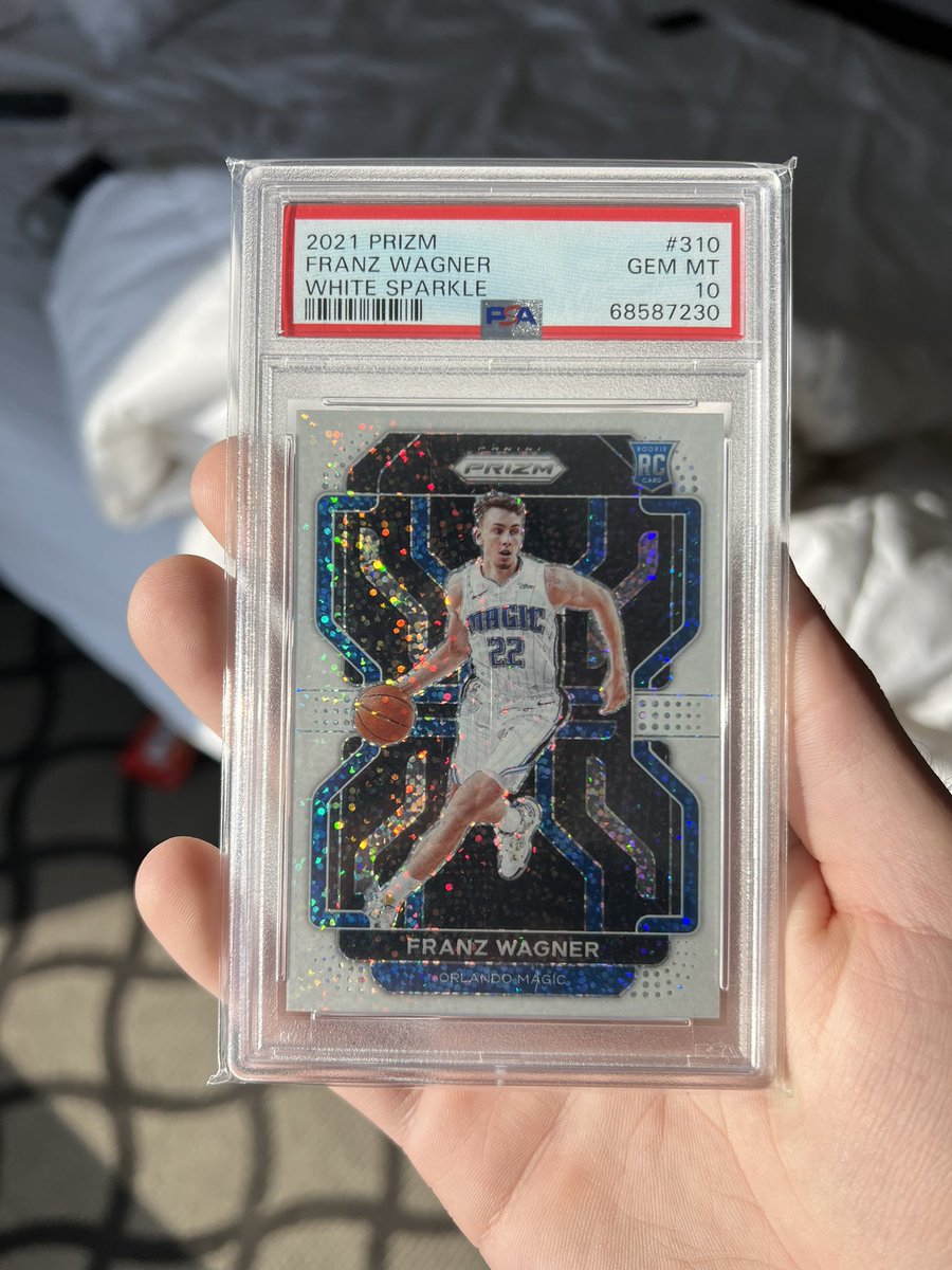 MidnightPulls's tweet photo. One of the cards to expect in a NBA Midnight Repack! 🏀

Franz to the moon!! https://t.co/qMGaYWSPiY