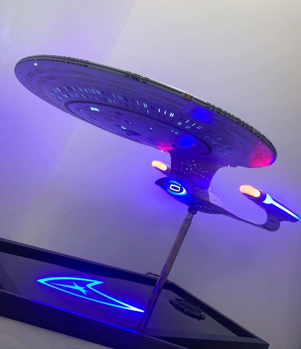 aldershipyards's tweet photo. Another one out the door! Finally finished this commission and she will be on her way to her new owner this week. Just a few quick shots #startrek #ussenterprise #galaxyclass #1701d #picard #trekkie #geek #nerd #starship #starshipmodel #model #startrekmodels #commissionsopen https://t.co/xTIiEDVXrX