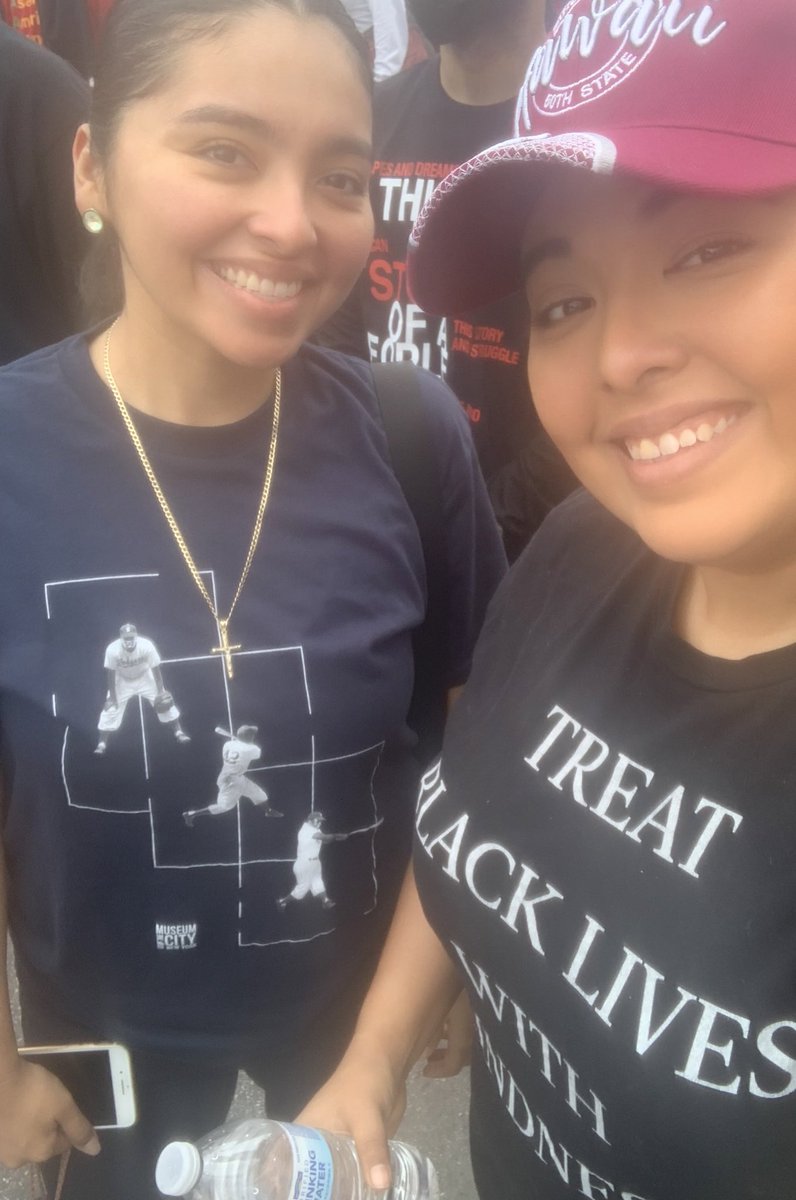msalderete97's tweet photo. It was great to walk alongside thousands of San Antonians at today’s MLK march. 🤎🖤 The largest in the nation! #MLKDay https://t.co/IabVbtAiTd