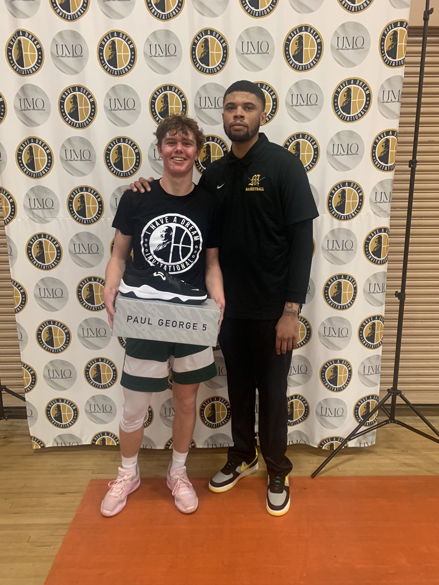 Moorpark with a huge win against King-Drew 49-48

Lucas Fenske: Player of the Game and a nice pair of Paul George shoes