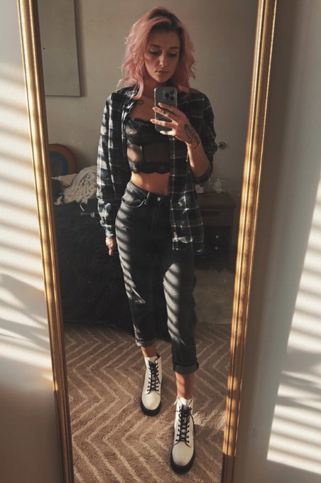 #single #videos #sexy #onlyfans #onlyfansmodel 😋 https://t.co/8XY9VqJIIV https://t.co/X0A7rgU5UJ<a href="/tag/single"class="tags">#single</a><a href="/tag/videos"class="tags">#videos</a><a href="/tag/sexy"class="tags">#sexy</a><a href="/tag/onlyfans"class="tags">#onlyfans</a><a href="/tag/onlyfansmodel"class="tags">#onlyfansmodel</a>