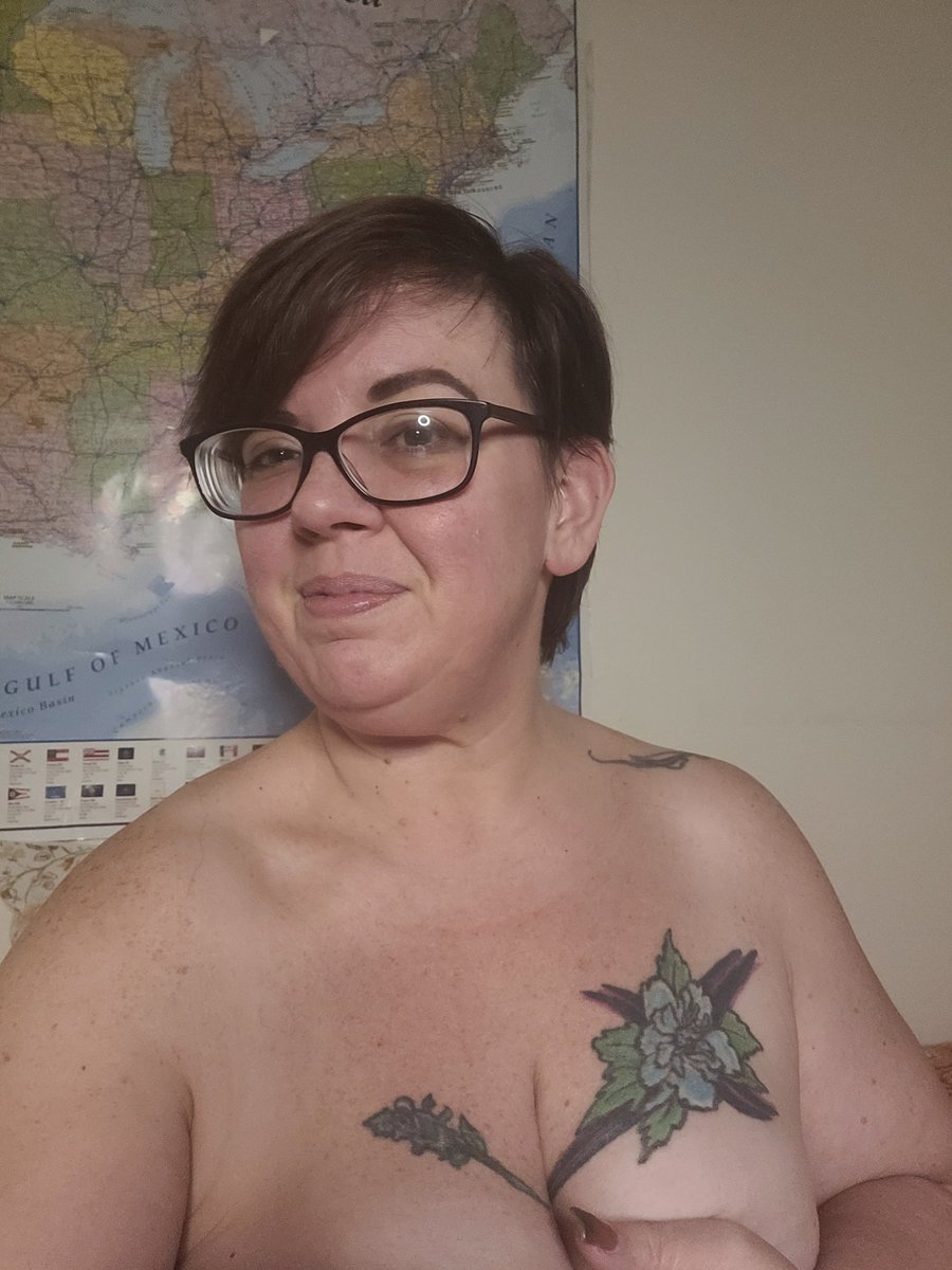 BBWMommyDearest's tweet photo. Workin https://t.co/3NIfhBqzLN
