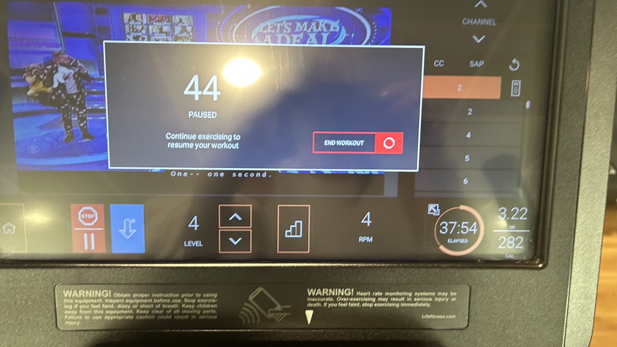 Weekend workout in Beach swag attire! #BeachAtOurBest! ⁦⁦<a href="/ptbeachsuper/">Will Smith</a>⁩ ⁦<a href="/AntrimSchool/">Tara Weber</a>⁩ ⁦<a href="/StecchiniM/">Michelle M. Stecchini</a>⁩