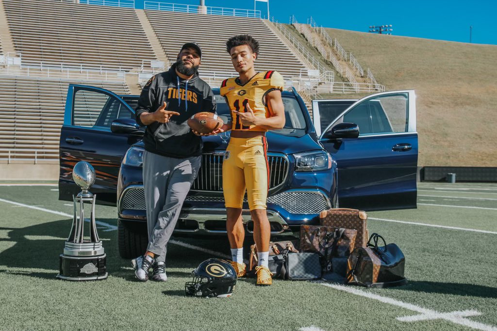 Jacob Jones (@jacob_jones11) on Twitter photo After a great visit <a href="/GSUFootball01/">Grambling State Football 🐯</a> and great conversations with <a href="/huejack10/">Hue Jackson</a> and <a href="/coachtonyhull/">Coach Tony Hull</a> I’m proud to say I’ve committed and can’t wait to be a G-man!!⚫️🟡 After a great visit <a href="/GSUFootball01/">Grambling State Football 🐯</a> and great conversations with <a href="/huejack10/">Hue Jackson</a> and <a href="/coachtonyhull/">Coach Tony Hull</a> I’m proud to say I’ve committed and can’t wait to be a G-man!!⚫️🟡