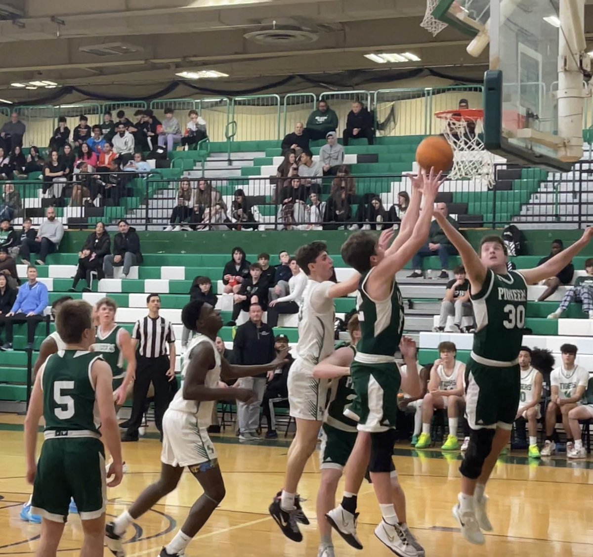 gmchoops's tweet image. Watch GMC Hoops Highlights - New Providence @ South Plainfield - January 16, 2023 at youtu.be/8qOe4oFPNlc via @YouTube.  #njhoops #gmchoops #sphoops @SP___Basketball @NPPioneers