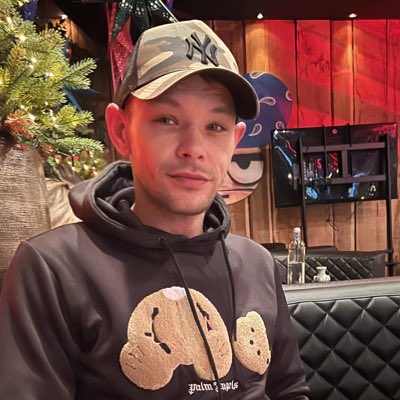 #NewProfilePic https://t.co/rpxLsk8uIL