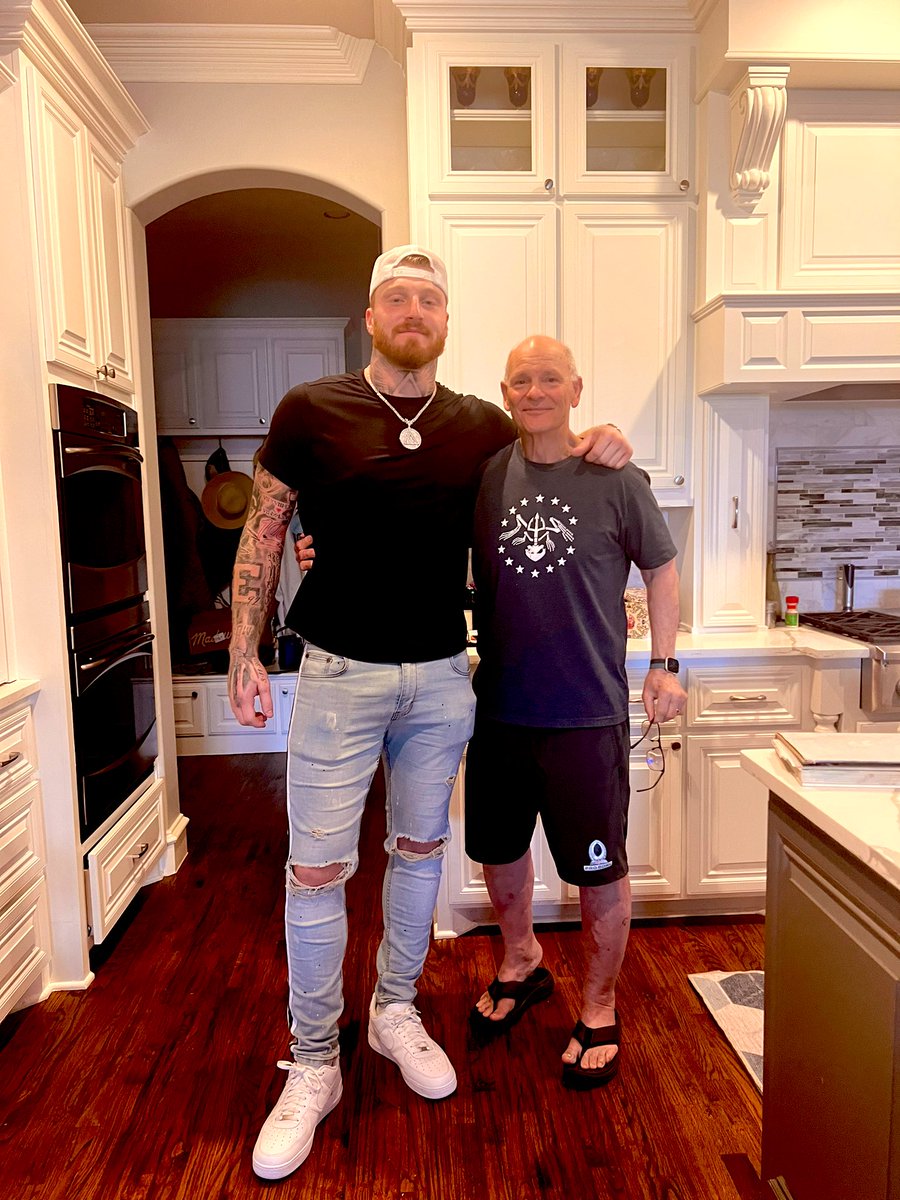 CrosbyMaxx's tweet photo. One Of The Greatest Men &amp; DL Coaches On This Planet… Locked In Forever. #OLDBREED https://t.co/VfBp9sSFrV