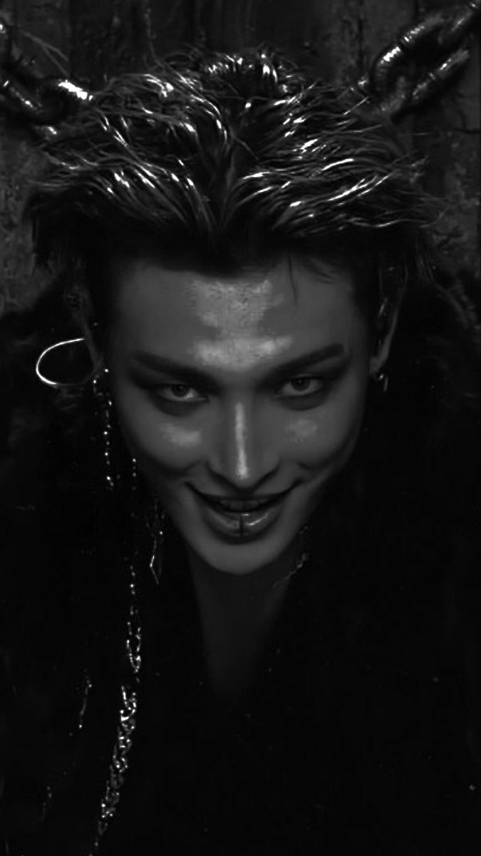 jasjmine_'s tweet photo. Hongjoong Demon 😈😈
#HONGJOONG #ATEEZ #Demonline https://t.co/Ylim7doVs7