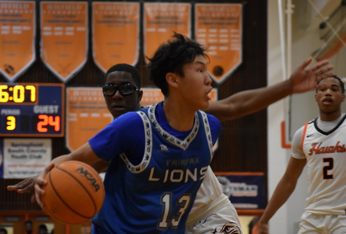 novahoopsCom's tweet photo. A lot of movement in our Boys Nova Nineteen with Marshall, Edison, and South Lakes into the top ten. Madison re-enters, plus the fellas from Fairfax, Patriot District leaders, make their season debut. Our rankings, here: https://t.co/y8g0Ik1780 https://t.co/CqkIfgYf5y