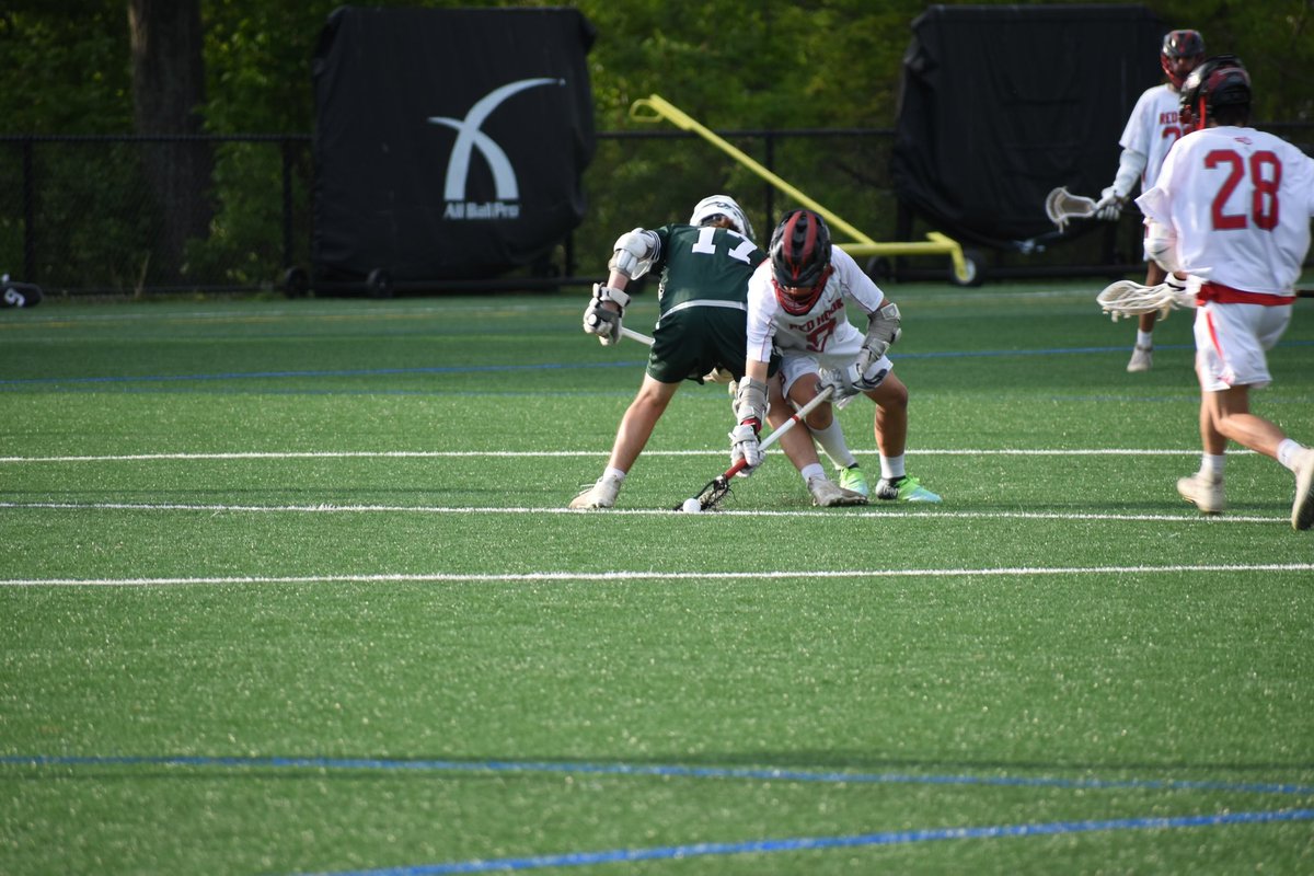 RedHookLacrosse's tweet photo. Daily Pic #faceoff #wingplay #eyeontheball #55togo #macaroni #raiderpide https://t.co/wOJsnF4Icn
