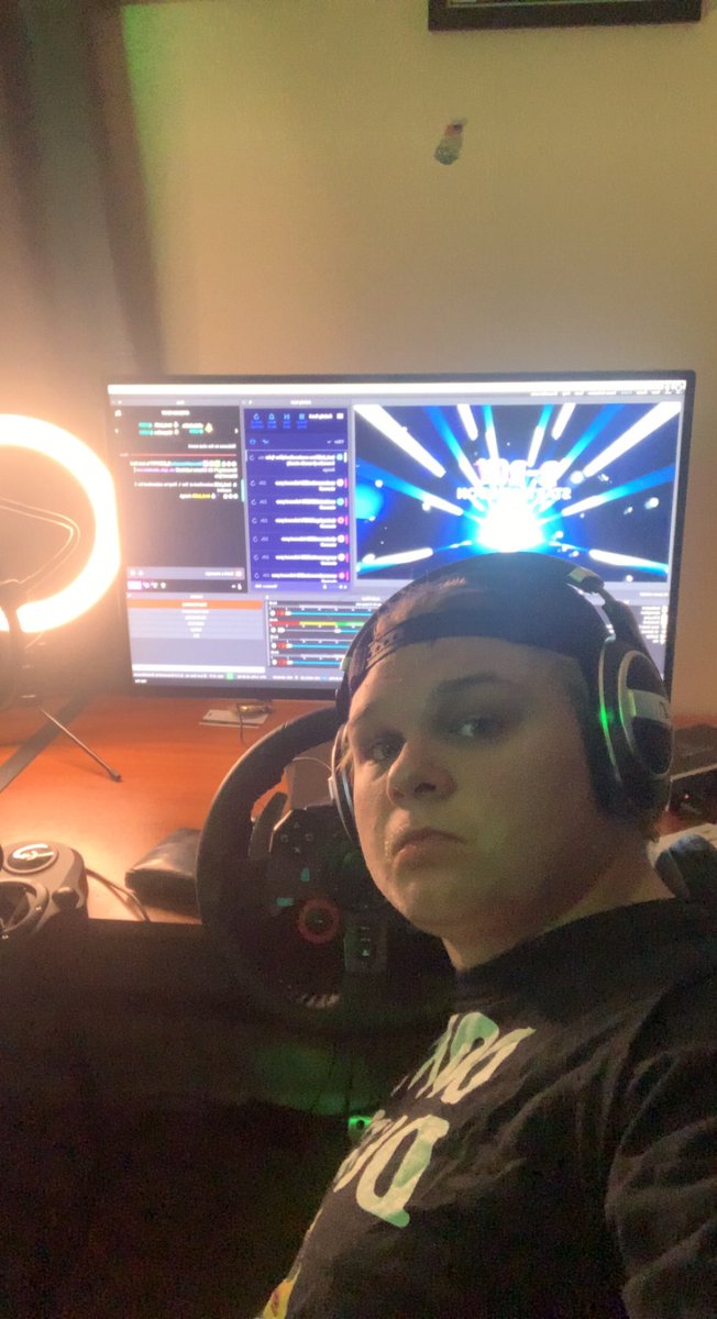 hypedbrian's tweet photo. Thanks for the Picture Edgar! We Live Now! https://t.co/qq1oa0Q0X6 https://t.co/DEIiiGLbrm