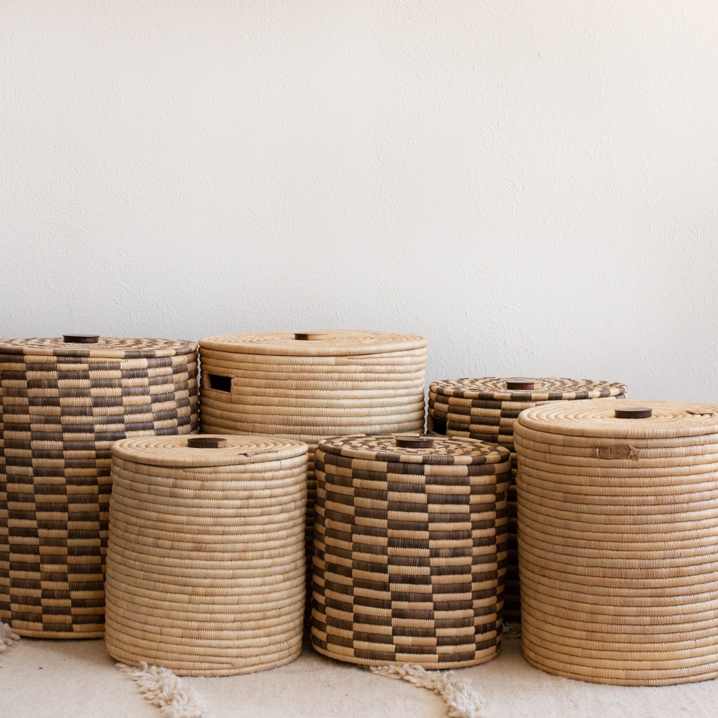 Kanjuinteriors's tweet photo. The new year is the perfect time for a fresh new start. Our Sunga Classic Storage Basket Collection can help you get organized &amp; so stylish. This year, create serene spaces that make your home your sanctuary. 

https://t.co/Qfm6FvDQTv https://t.co/VAOAHNpDyF