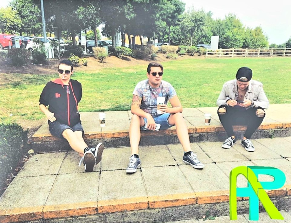 AlexHammmmm's tweet image. #ARStudios
Photo Dump #1
