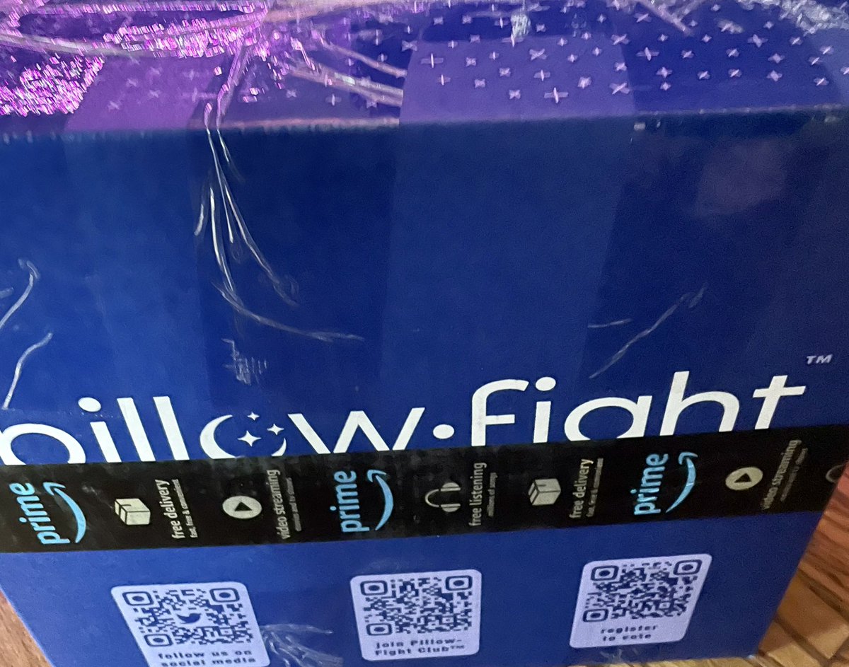 <a href="/williamlegate/">LeGate</a> <a href="/PillowFightCo/">Pillow Fight</a> <a href="/GoodPillowCo/">GoodPillowCo</a> 
Well decided to give it a try! Will let you know!