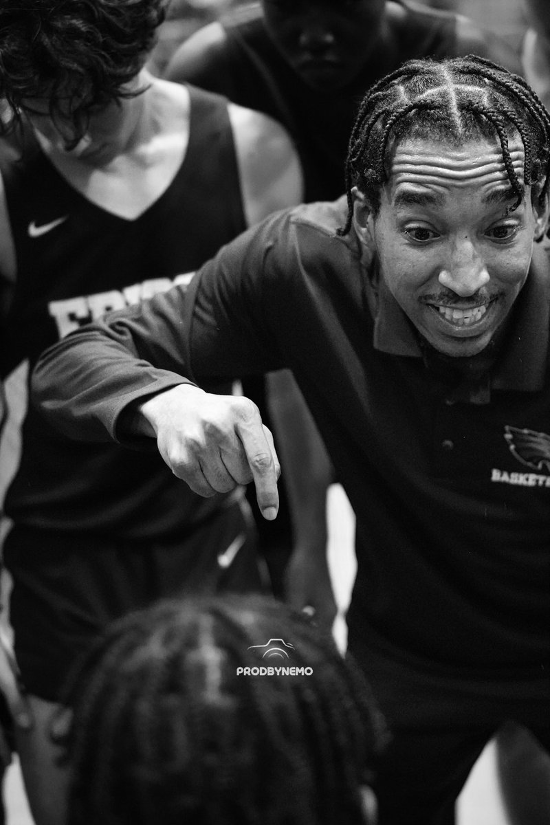Coach_Tre3's tweet photo. “The Voice” https://t.co/hEUvjqoDXY