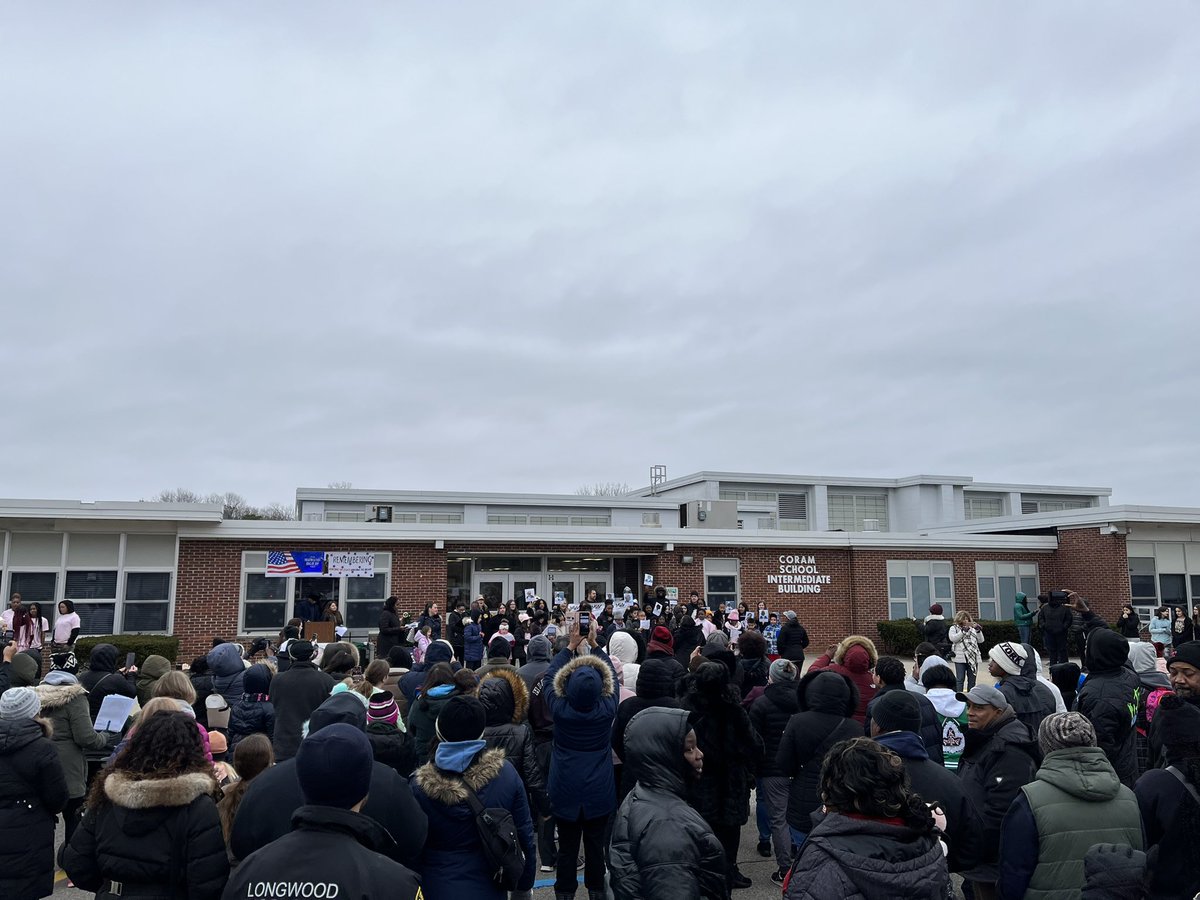 coachkluber's tweet photo. An incredible show of unity this past Saturday at the Longwood MLK Unity Walk. It was great to see so many community members come together to share in Dr. King’s vision and show what our community is all about. Roll Pride! https://t.co/4BavgExhLP