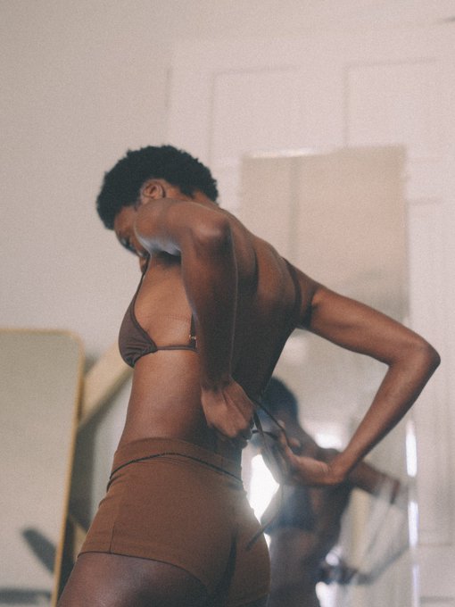 Just think of me as the pages in your diary&hellip; https://t.co/aA6bBLgeiX<a href="/tag/ovo"class="tags"><span>#ovo</span></a>