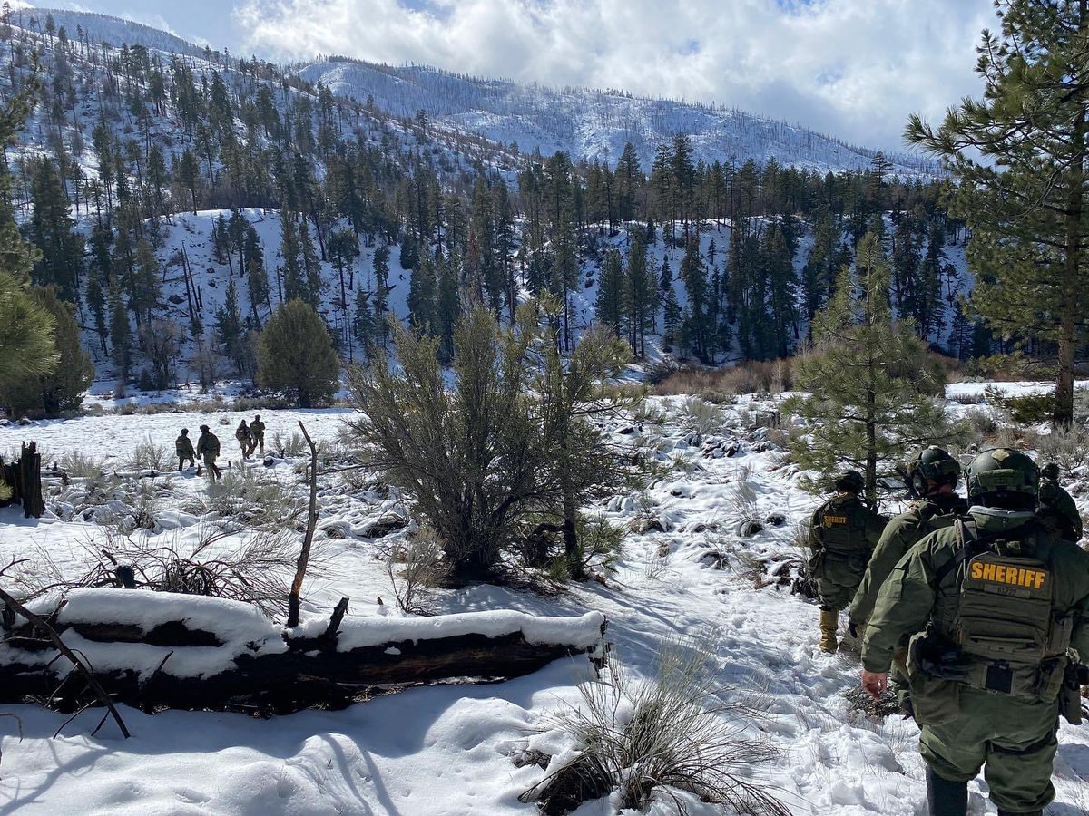 SBCSDkferber's tweet photo. These heroic men and women train in every environment and terrain and are always prepared for what comes their way. I am honored to work with every one of them! Thank you for the sacrifices you make to keep the citizens of our county safe! SBCSD SED!! #SWAT https://t.co/HdQdgjf33C