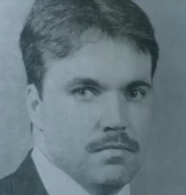 NFLonCBS's tweet photo. Mike McCarthy had an elite stache back in the day https://t.co/C659eFNKtu