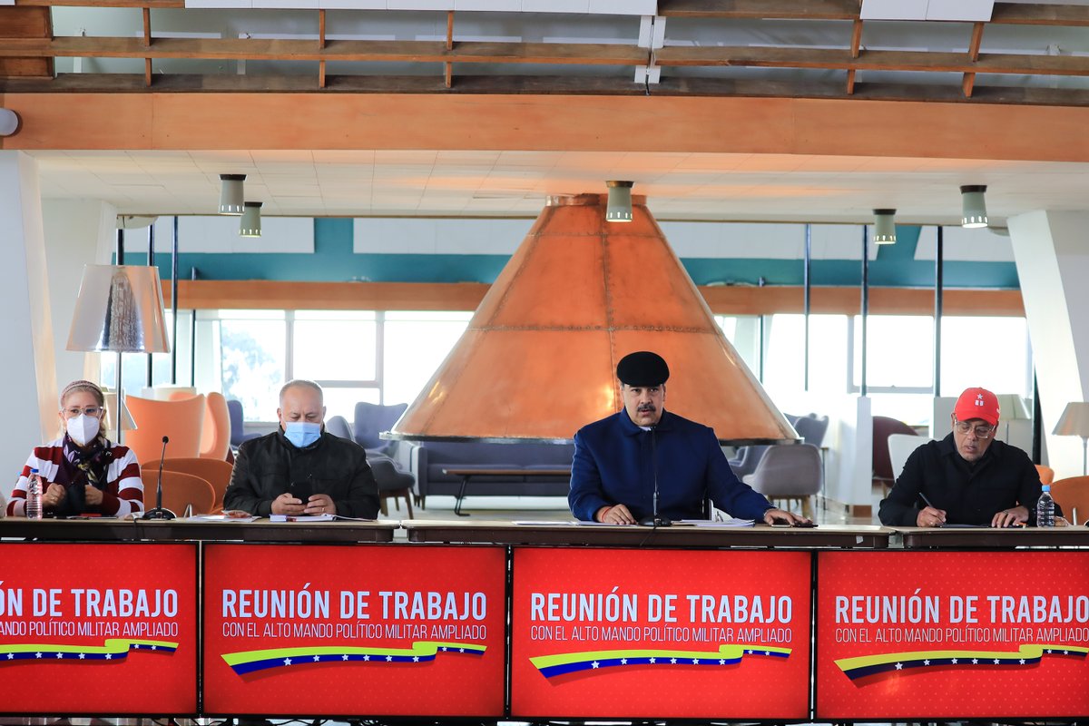 #EnVivo 📹 | "Hemos tenido una jornada de discusión, debate y propuestas sobre los temas principales del 2023", informó el mandatario nacional <a href="/NicolasMaduro/">Nicolás Maduro</a>